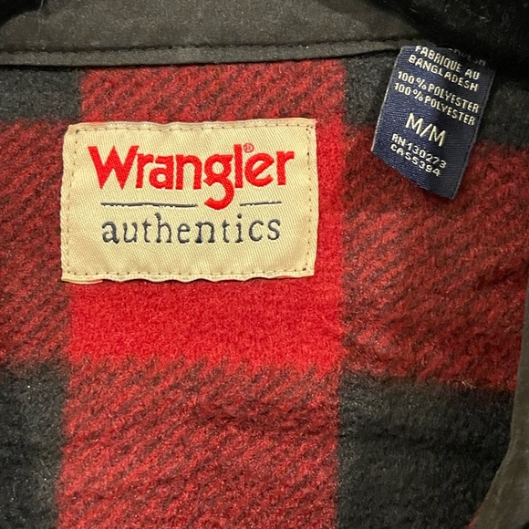 *NEW* Men’s Wrangler Authentic Fleece Flannel Shirt - Picture 4 of 4